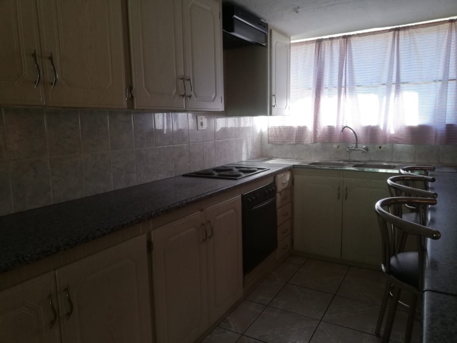5 Bedroom Property for Sale in Stilfontein Ext 3 North West